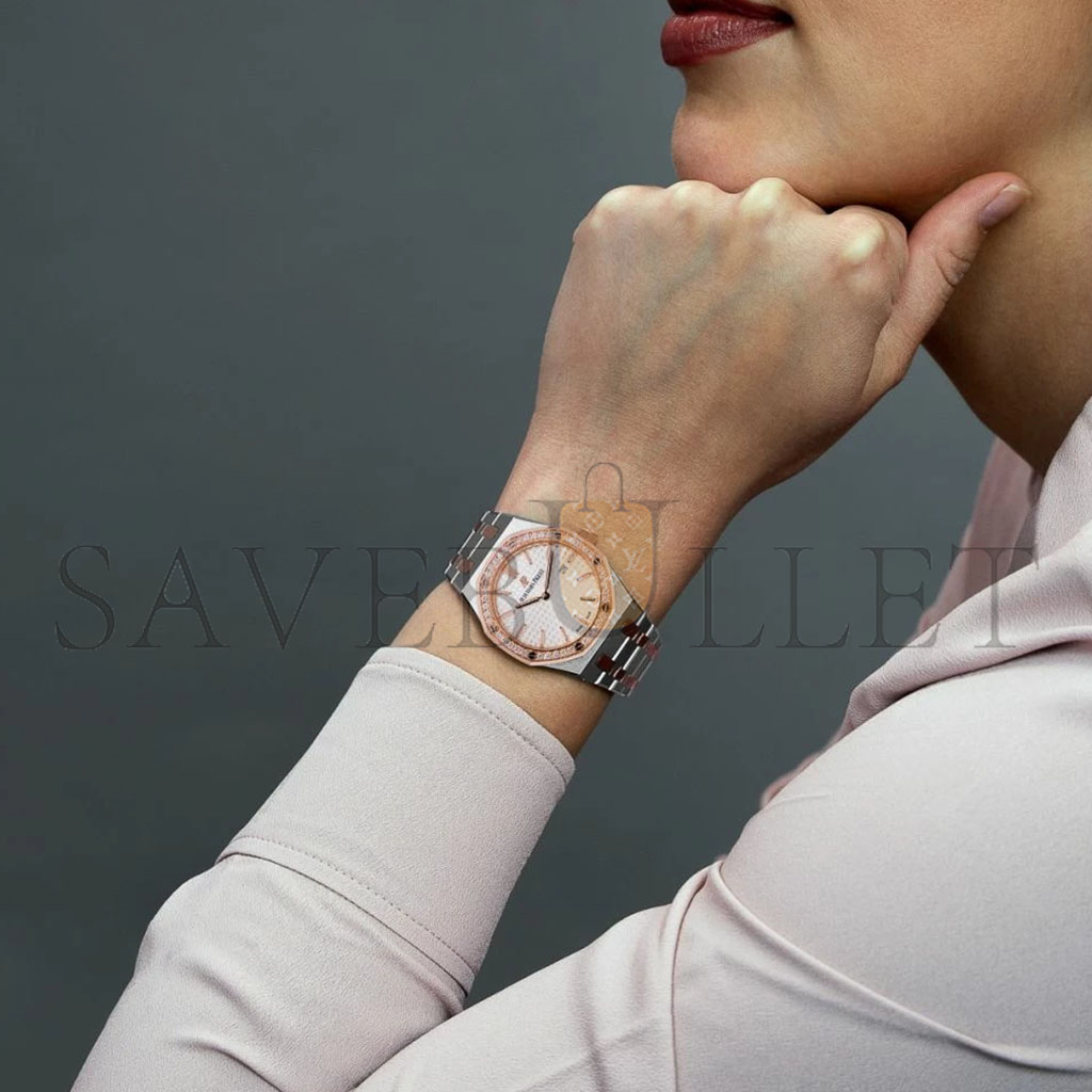 audemars P*g*et royal oak quartz watch 67651sr.zz.1261sr.01